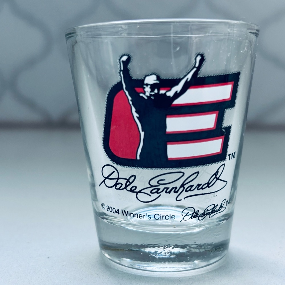 Action Sports Legendary Champion Dale Earnhardt #3 NASCAR Set - Picture 3 of 8
